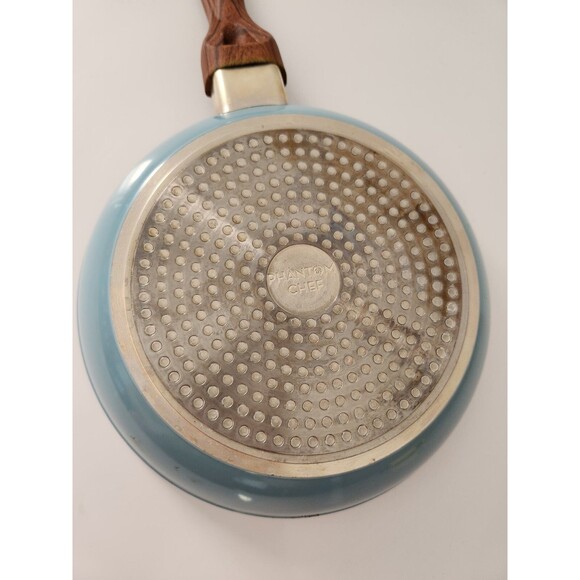 Phantom Chef 9.5"  Blue Fry/Skillet/Saute Pan Aluminum Nonstick Used - Picture 6 of 9